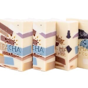 PACHA SOAP CO. | LEMONGRASS + PEPPERMINT |  ARTISAN SOAP BAR